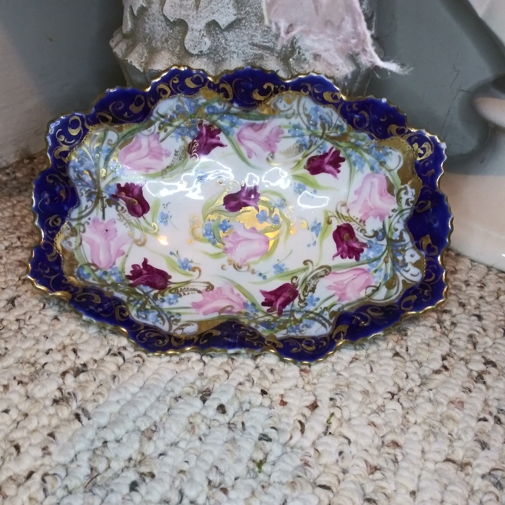 3/$18 Vintage Hand-Painted Tulip Trinket Tray